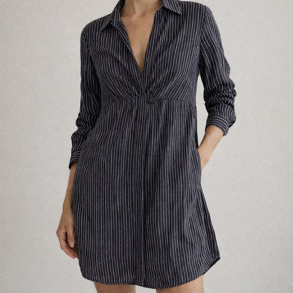 Led Women’s Collared TShirt Mini Dress Size Small Navy and White Pinstripes